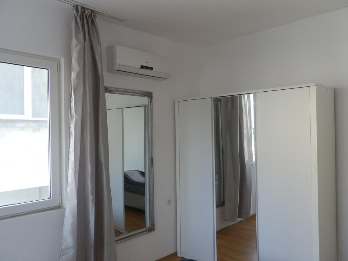 Silver House Varna Esterno foto