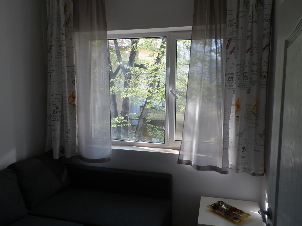 Silver House Varna Esterno foto